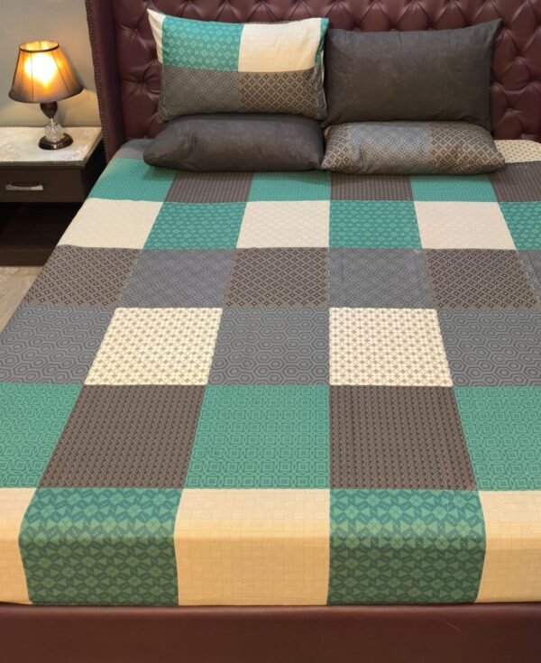 grey and green checkered Print